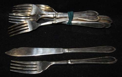 Silver Plated Yeoman Plate 12 Piece Fish Set