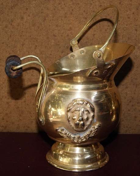 Brass Ice Bucket in the Shape of a Coal Scuttle with Lion Head Motif
