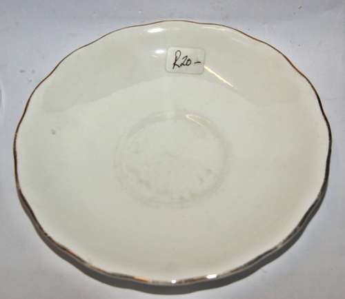 Royal Vale Saucer