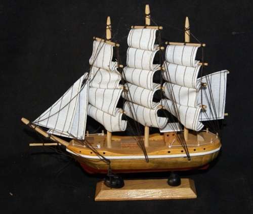 DM84Sale Wooden Model Ship @@@ Crazy Low R1 Start