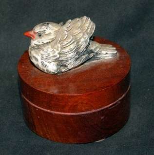 DM84Sale Wooden Trinket Box with Bird Figurine on Top@@@ Crazy Low R1 Start