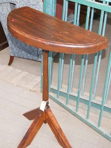 DM84Sale - VINTAGE ENTRANCE HALL HALF MOON TABLE  @@@ CRAZZYYY R1 START