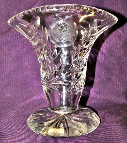 A MAGNIFICENT LARGE VINTAGE ROSECUT CRYSTAL VASE!!!! @ CRAZY R1 START (DM84 SALE)