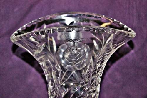 A MAGNIFICENT LARGE VINTAGE ROSECUT CRYSTAL VASE!!!! @ CRAZY R1 START (DM84 SALE)