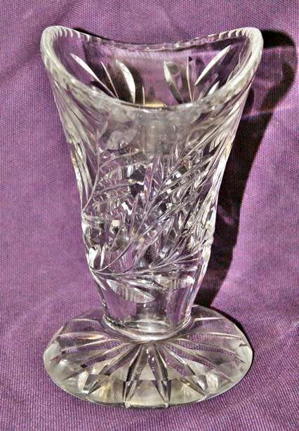 A MAGNIFICENT LARGE VINTAGE ROSECUT CRYSTAL VASE!!!! @ CRAZY R1 START (DM84 SALE)