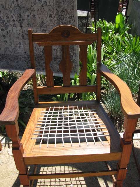 Pair of Riempie Carvers