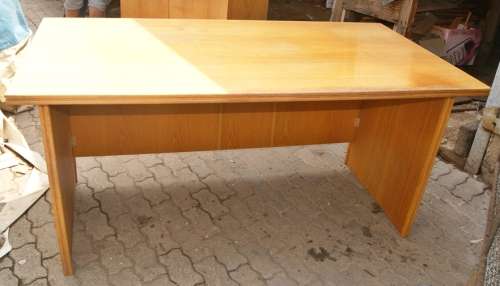 Oak Veneer Desk
