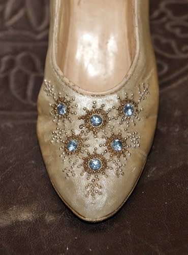 Nostalgia Shoe Ornament