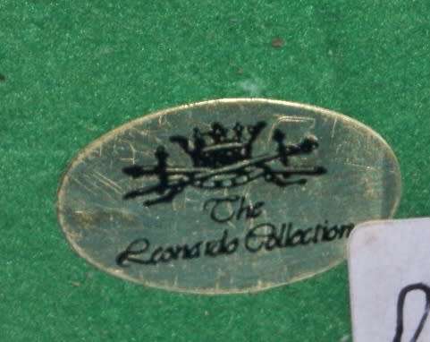 Leonardo Collection Miniature House