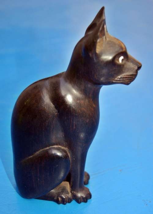 Ebony Cat Hand Carved in Malawi 1983