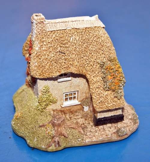 Lilliput Lane "Otter Reach"