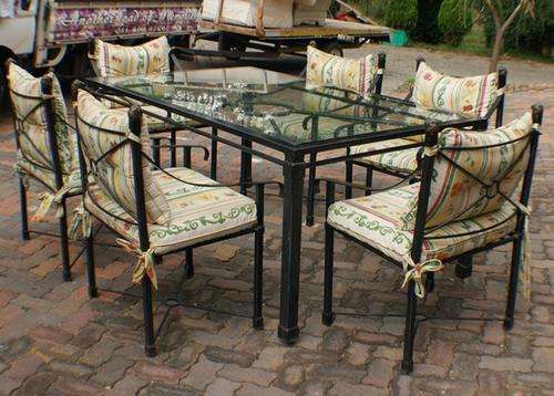 ##  GORGEOUS WROUGHT IRON PATIO/DINING SET WITH 6 ARMCHAIRS AND GLASS TOP TABLE.....HIGH QUALITY  ##