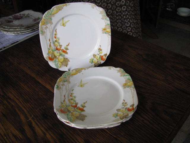 4 x ROYAL STANDARD SIDE PLATES.... BID PER EACH