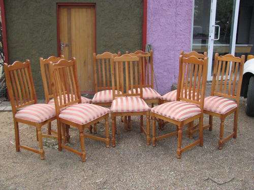 @@ AN OREGON "S" BACK CHAIR WITH TURNED LEGS...... 9 AVAILABLE... BID IS PER EACH CHAIR@@