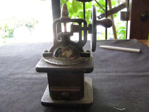 A NICE COFFEE GRINDER @@@ CRAZZYYY R1 START