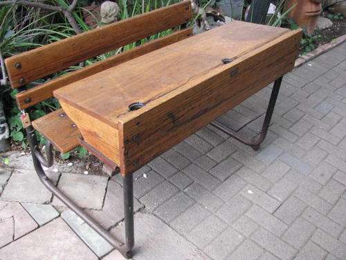 A NICE FUNCTIONAL OAK 2 SEATER SCHOOL DESK