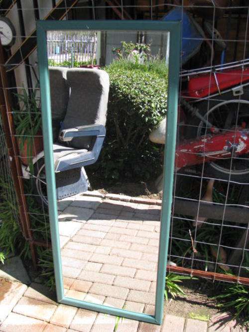 A LOVELY FULL LENGTH MIRROR