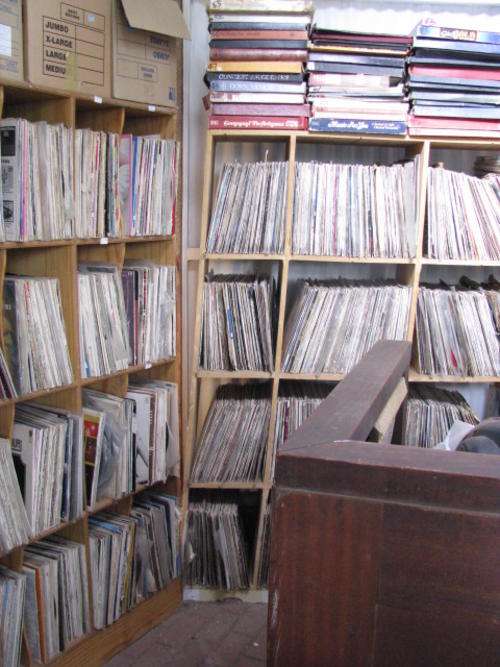 WOW!!! A MUST SEE!! CONTENTS OF A RECORD SHOP. 7049 LP'S . BID PER RECORD TO TAKE THE LOT