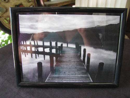 A RETRO BLACK FRAMED MOODY BLACK AND WHITE PICTURE  @CRAZY R1 START