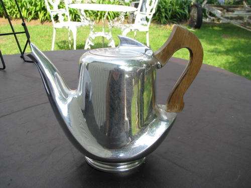 RARE 1950's PICQUOT WARE TEAPOT....PURE ICONIC & HUGELY STYLISH RETRO 50'S.  RARE . @CRRAZY R1 START