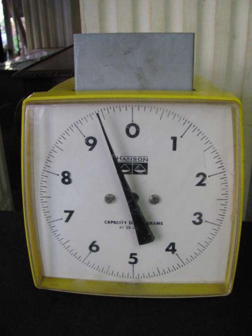 A VINTAGE HANSON SCALE...RETRO...WORKING  @CRAZY R1 START