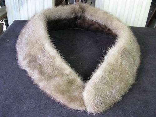 A GORGEOUS VINTAGE PALE BROWN 1910-20 FUR COLLAR @CRAZY R1 START