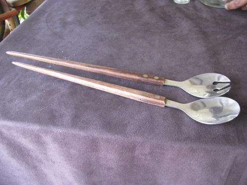 STUNNING RETRO 1950'S WOOD & STAINLESS STEEL SALAD SERVING UTENSILS @ CRAZY R1 START