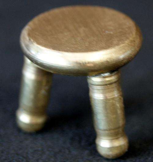 Brass 3 cm Mini 3 Legged Stool Printers Tray Ornament