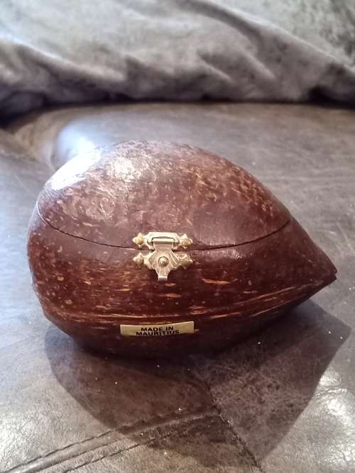 Handmade vintage coconut shell trinket box