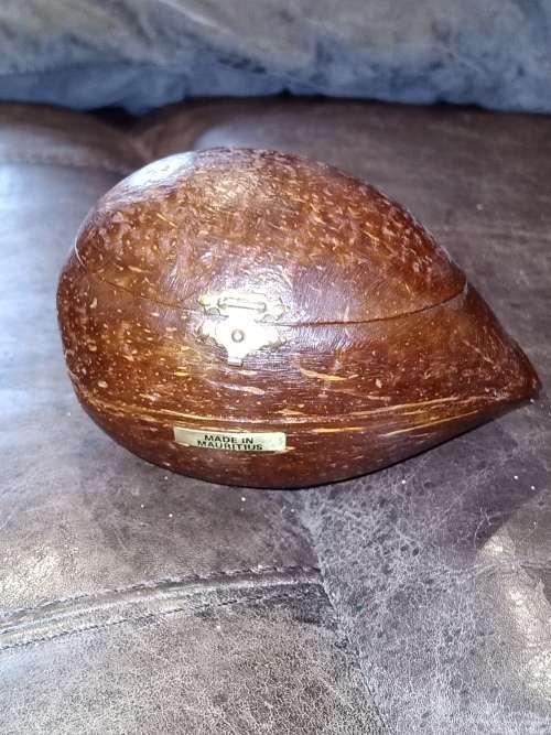 Handmade vintage coconut shell trinket box
