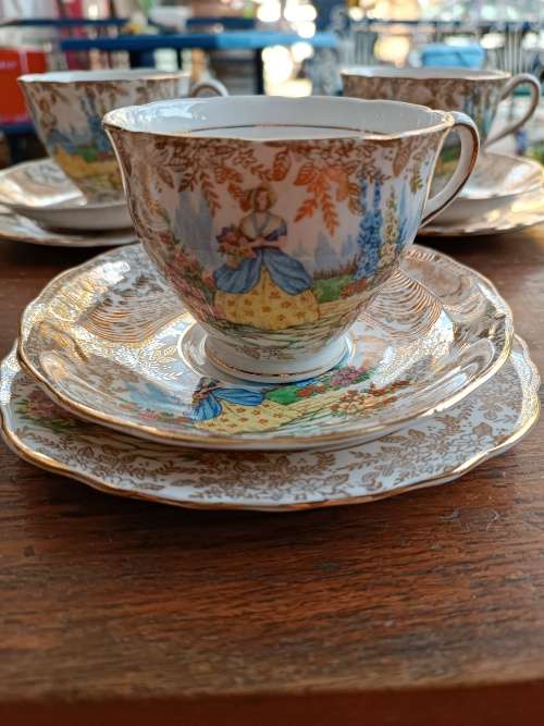 COLCLOUGH TRIO. CRINOLENE LADY. PRICE PER TRIO. 5 TRIOS AVAILABLE