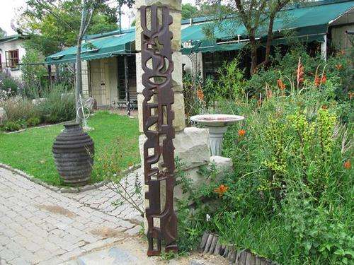 STUNNING LARGE WOODEN CARVING