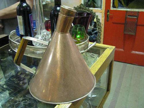 %^%^LOVELY OLD COPPER CONTAINER WITH LID%^%^