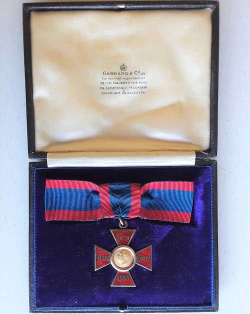 Royal Red Cross 1st Class Medal