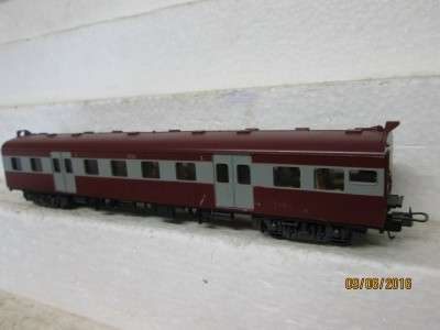 HO SCALE : LIMA SAR THIRD CLASS SUBURBAN COACH - LOT 263J