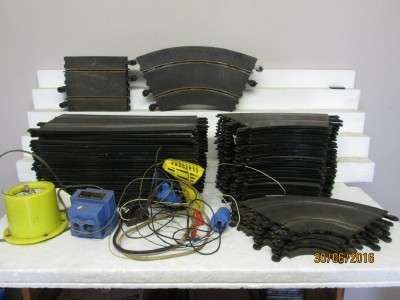SCALECTRIX TRACK & EQUIPMENT - LOT 375J