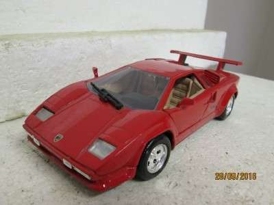 DIE CAST 1:24 SCALE LAMBORGHINI CONTACH - LOT 334K