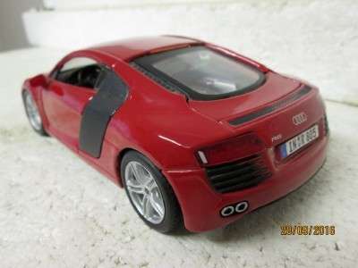 DIE CAST 1:24 SCALE MAISTO AUDI R8 - LOT 341K