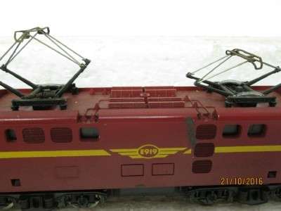 HO SCALE : LIMA SAR 5E ELECTRIC LOCO (RED) - LOT 629K