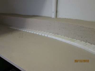 HO SCALE POLYSTYRENE 2% ELEVATION RAMP 120mm HIGH - LOT 730K