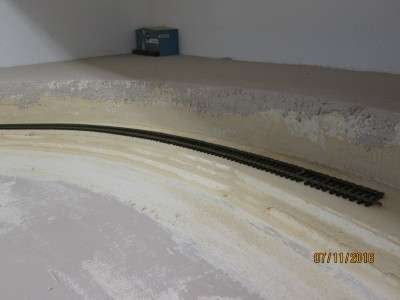 HO SCALE POLYSTYRENE 2% ELEVATION RAMP 120mm HIGH - LOT 730K