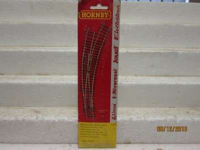 HO/OO SCALE : HORNBY CURVED RIGHT HAND POINT R8075 - LOT 966K