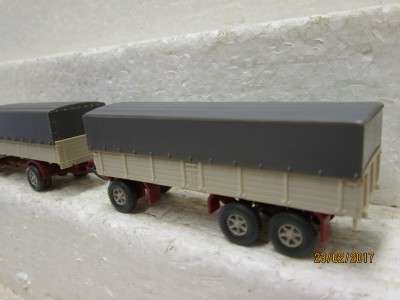 HO SCALE : WIKING TRUCK AND TRAILER - LOT 724L
