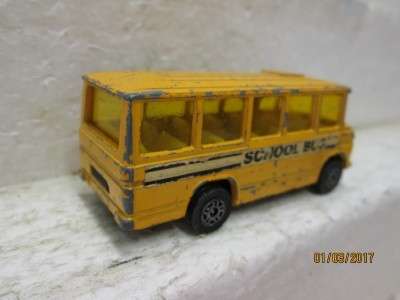 DIE CAST CORGI JUNIOR MERCEDES BENZ SCHOOL BUS - LOT 795L