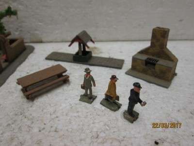 HO SCALE : VAU-PE GUEST HOUSE WITH ENTERTAINMENT AREA - LOT 913L