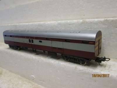 HO SCALE : LIMA SAR TRANS KAROO BAGGAGE CAR - LOT 949L