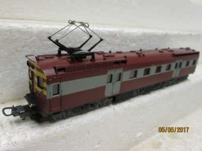 HO SCALE : LIMA SAR SUBURBAN POWER UNIT - LOT 279M