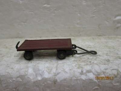 DINKY TOYS : (HORNBY DUBLO) STATION PLATFORM TROLLEY  - LOT 428N