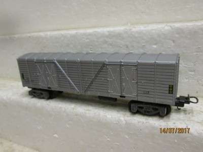 HO SCALE : LIMA SAR SILVER OZ BOX CAR (BOXED) - LOT 534N