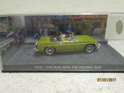 DIE CAST : 007 COLLECTION - MGB  'THE MAN WITH THE GOLDEN GUN' - LOT 594N